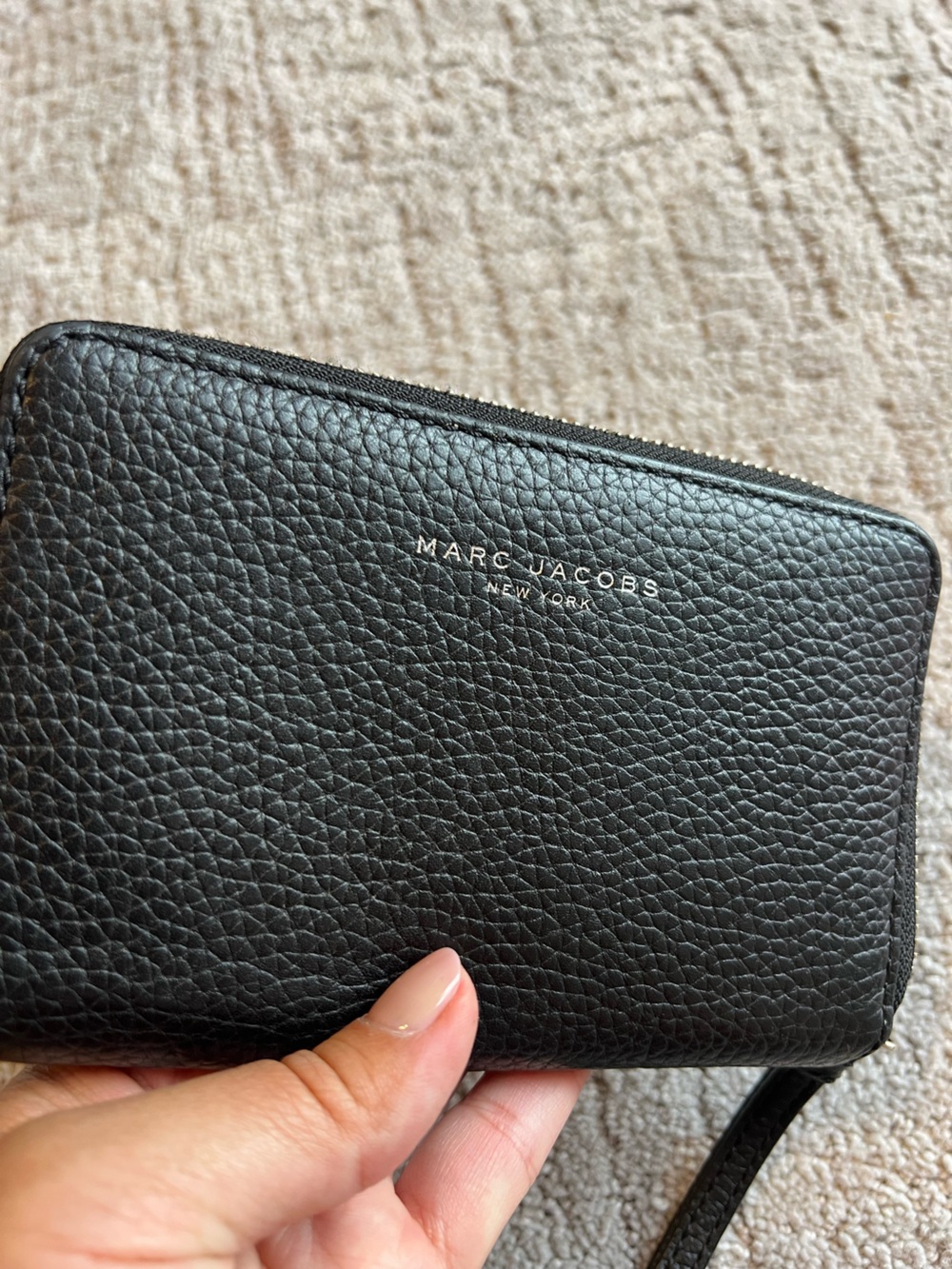 Marc Jacobs Black Pebbled Leather Wristlet Wallet with Strap - Picture 11 of 11